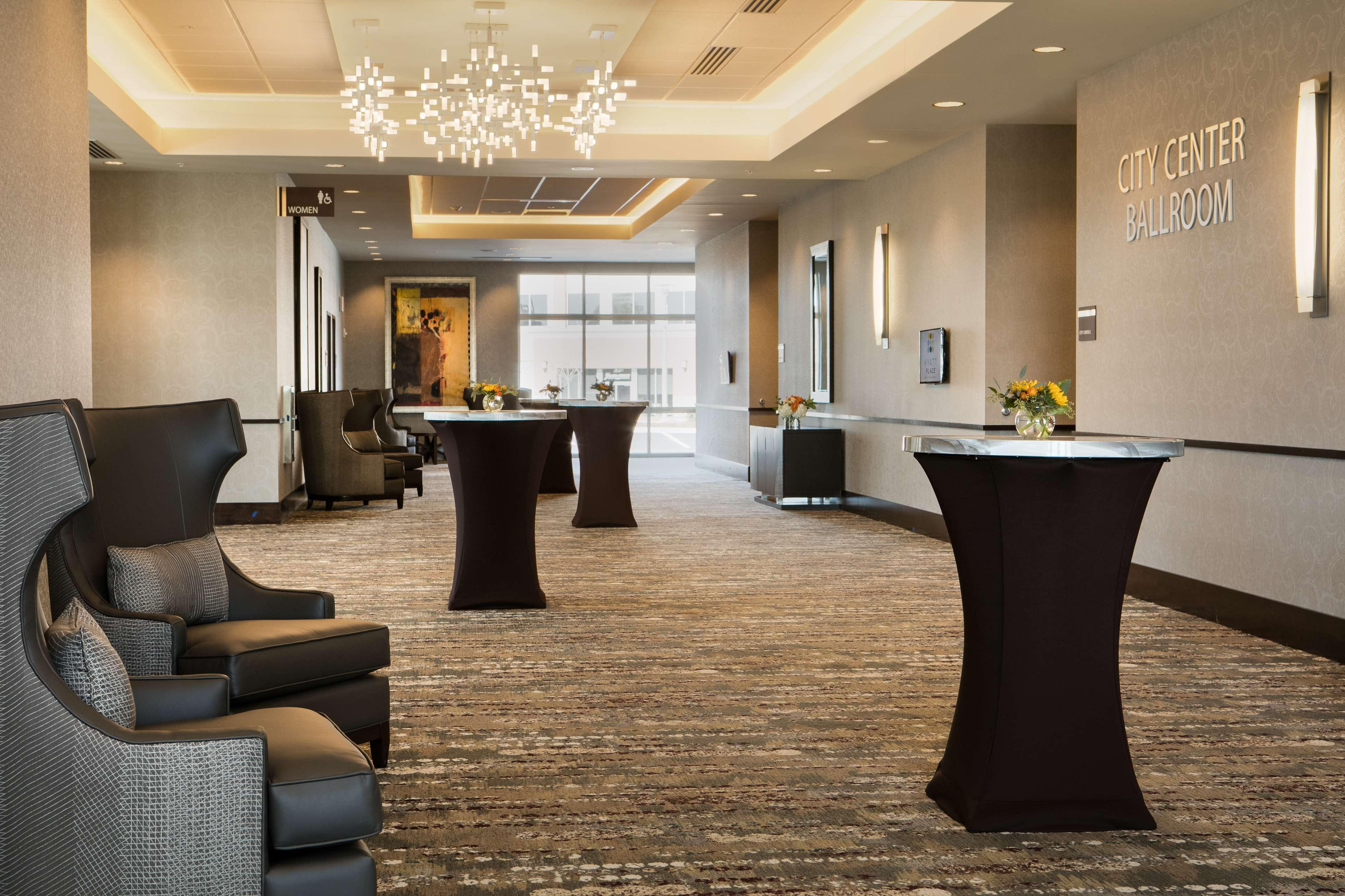 Hyatt Place Kansas City Lenexa City Center Buitenkant foto