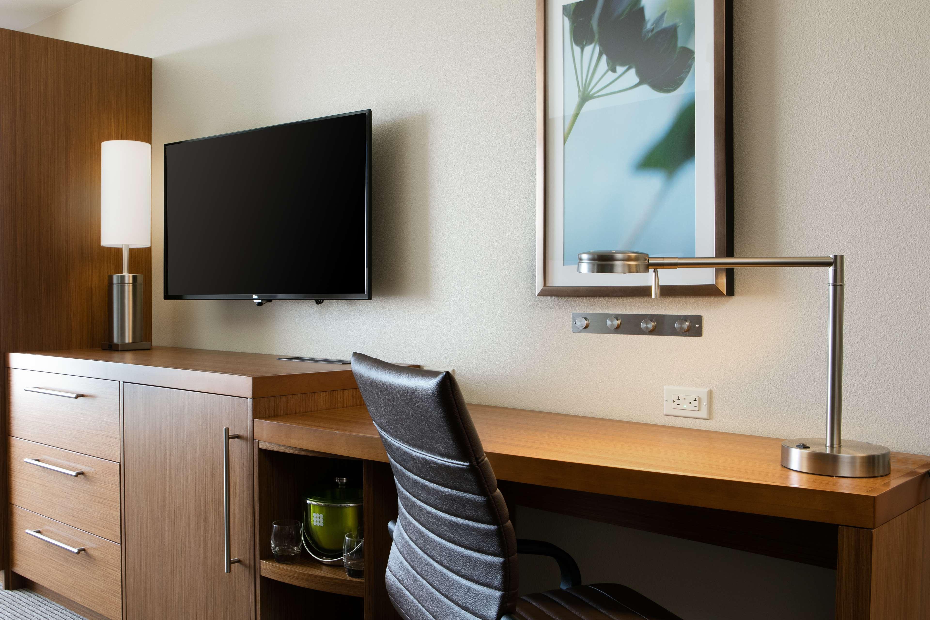Hyatt Place Kansas City Lenexa City Center Buitenkant foto